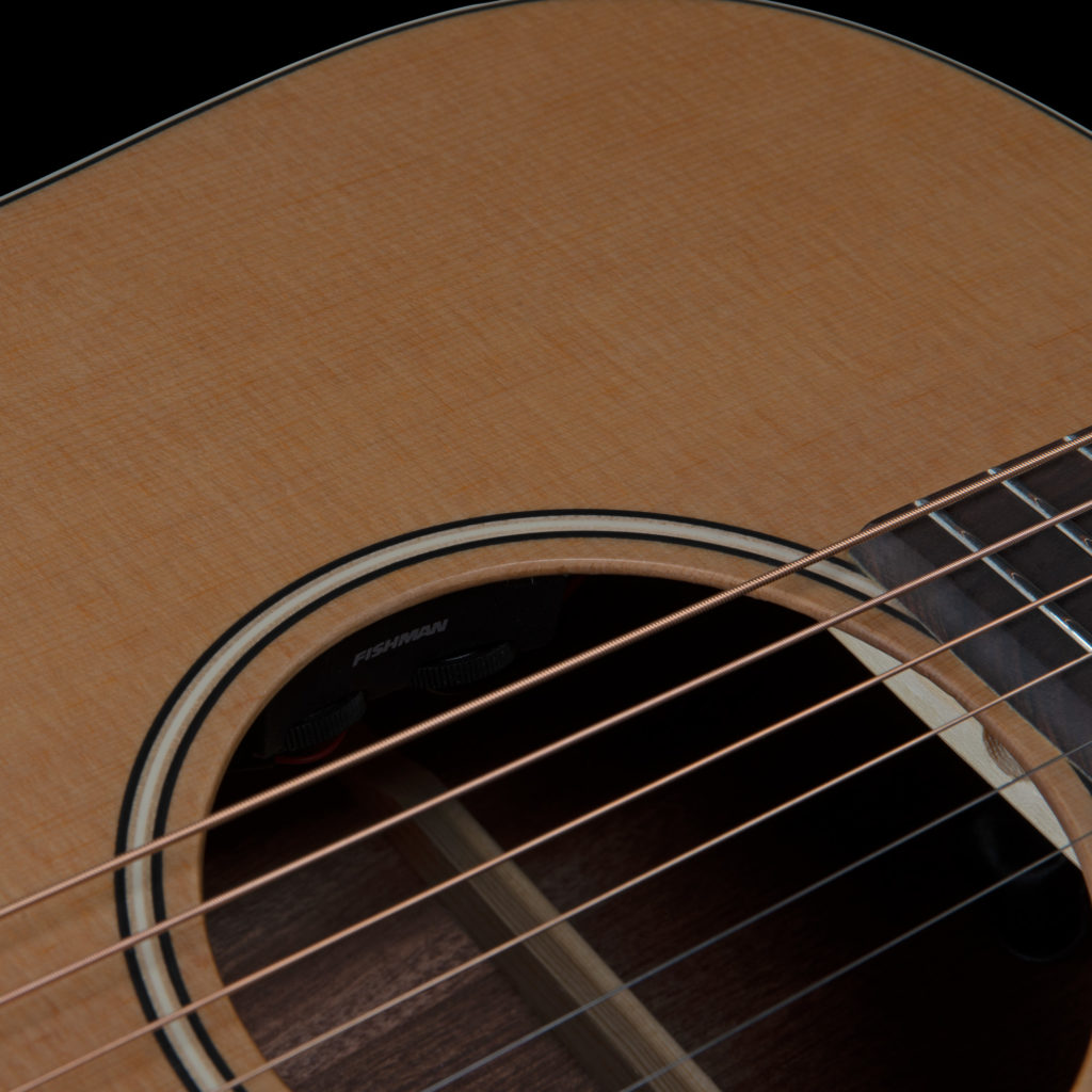 Art & Lutherie Americana Natural EQ - 050703 pickup
