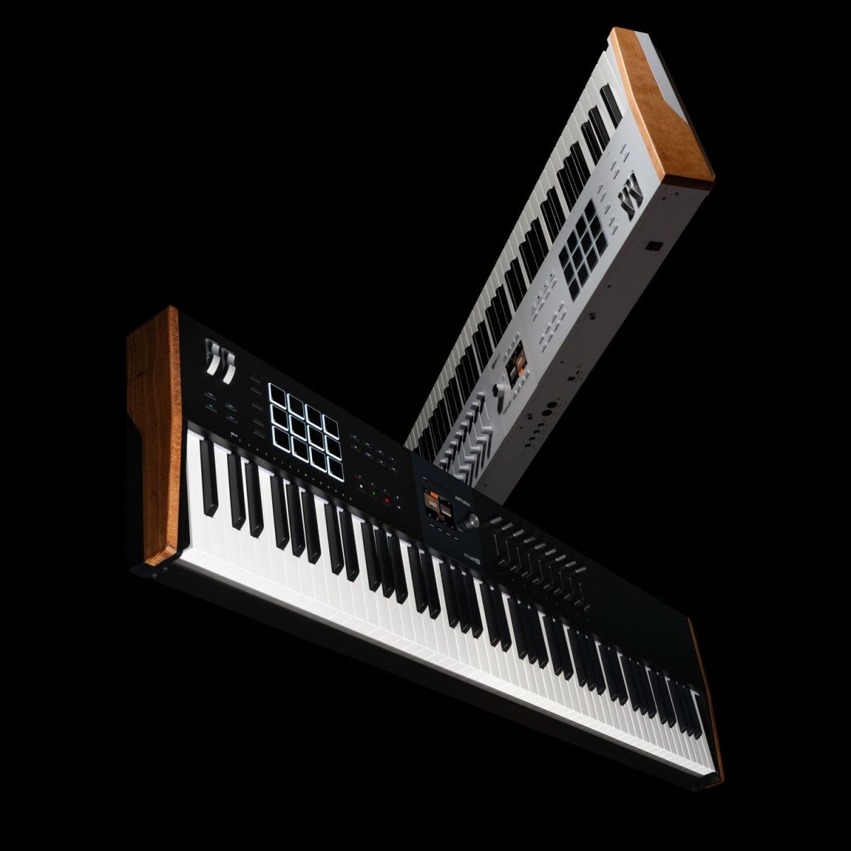 Arturia - KeyLab 88 mk3 Fully-Weighted Hammer-Action Advanced MIDI Controller - White