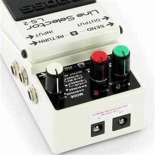 Boss - LS-2 Pédale sélecteur de ligne