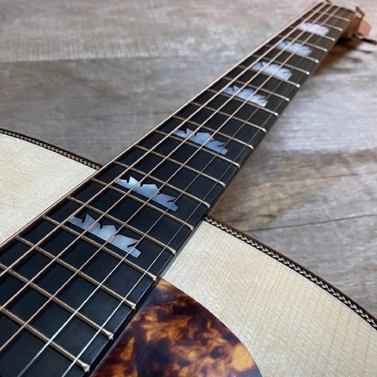 Boucher - PS-SG-163 - Special Edition Series S-Jumbo - Curly Maple Neck