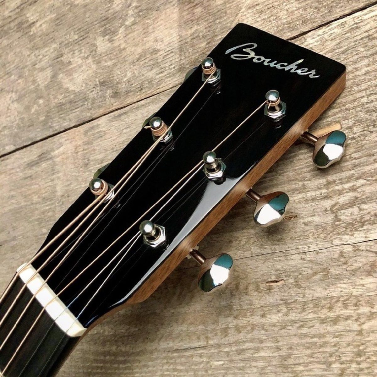 Boucher - SG-41-MV - OM Hybrid - Brazilian Mahogany Head