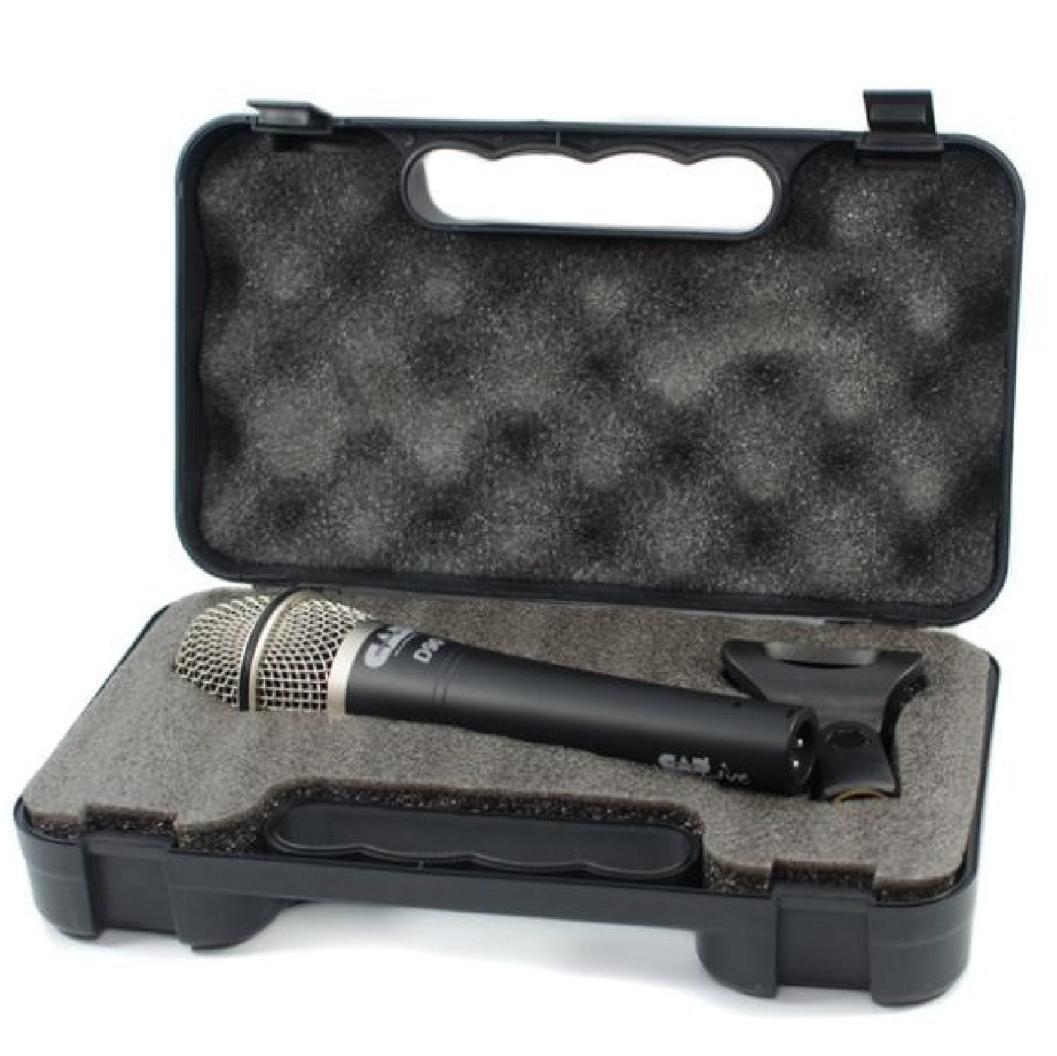 CAD Audio D90 in case