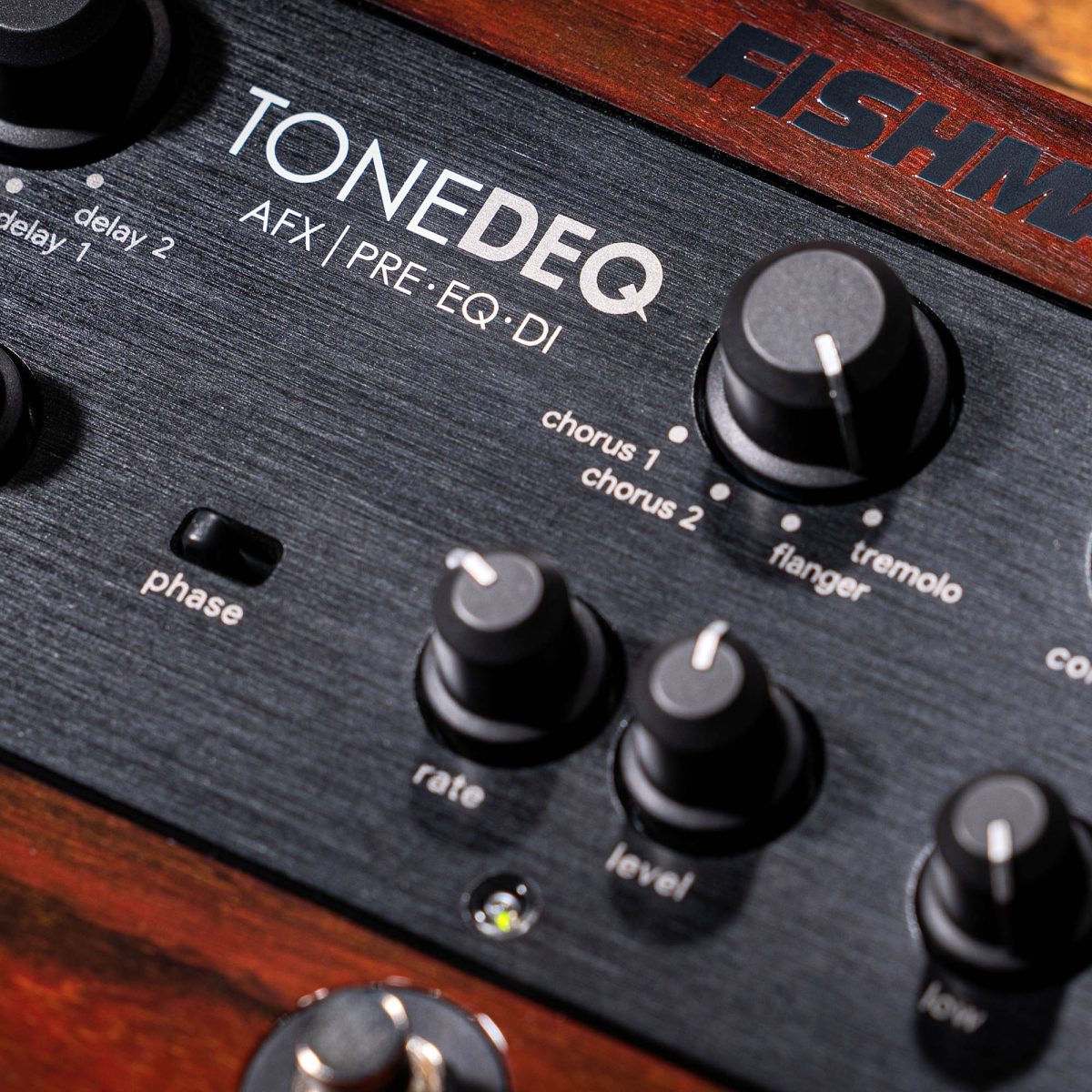 Fishman - ToneDEQ Acoustic Multi-effects | Preamp | Equalizer | DI