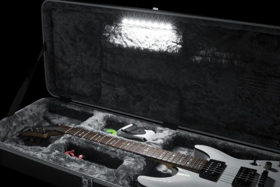 Gator - Deluxe Molded Case for Electric Guitars; LED Edition #GC-ELECTRIC-LED