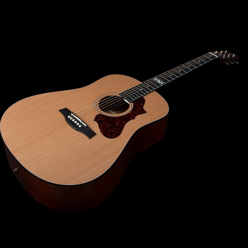 Godin - Metropolis Natural Cedar SG EQ #051670 — 3