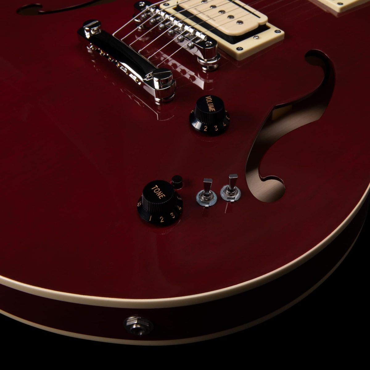 Godin - Montreal Premiere Pro Aztek Red #052363