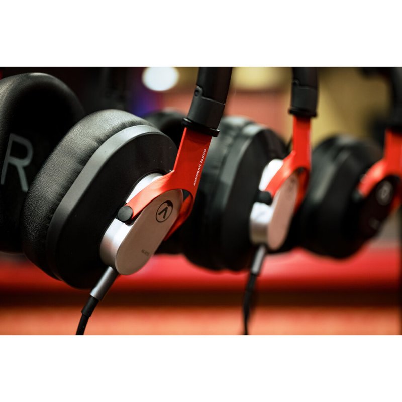 Austrian Audio - Professional Closed-Back Over-Ear Headphones, Black #HIX15