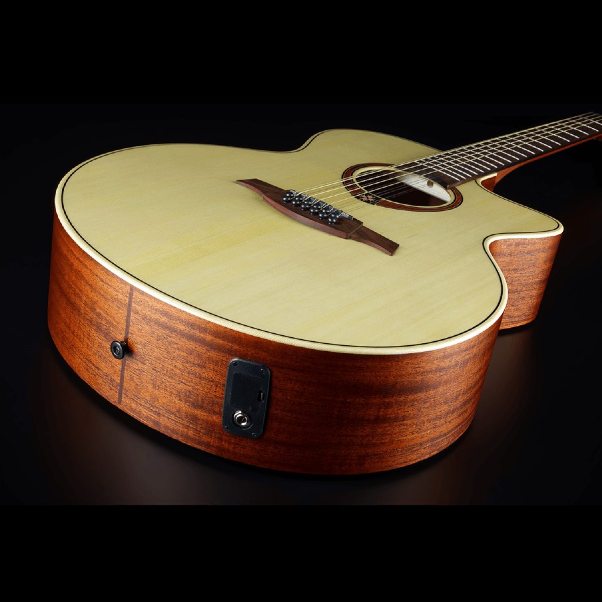 LAG Guitars - Tramontane 177 Jumbo 12 Strings Electric-Acoustic Body