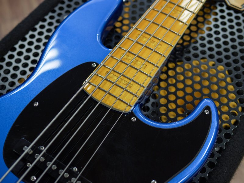 Markbass - 5-String GV GLOXY GOG Series Passive Electric Bass MP FC With Gig Bag, Blue Sky #MG-GV-5-GOG-BS-CR-MP-FC
