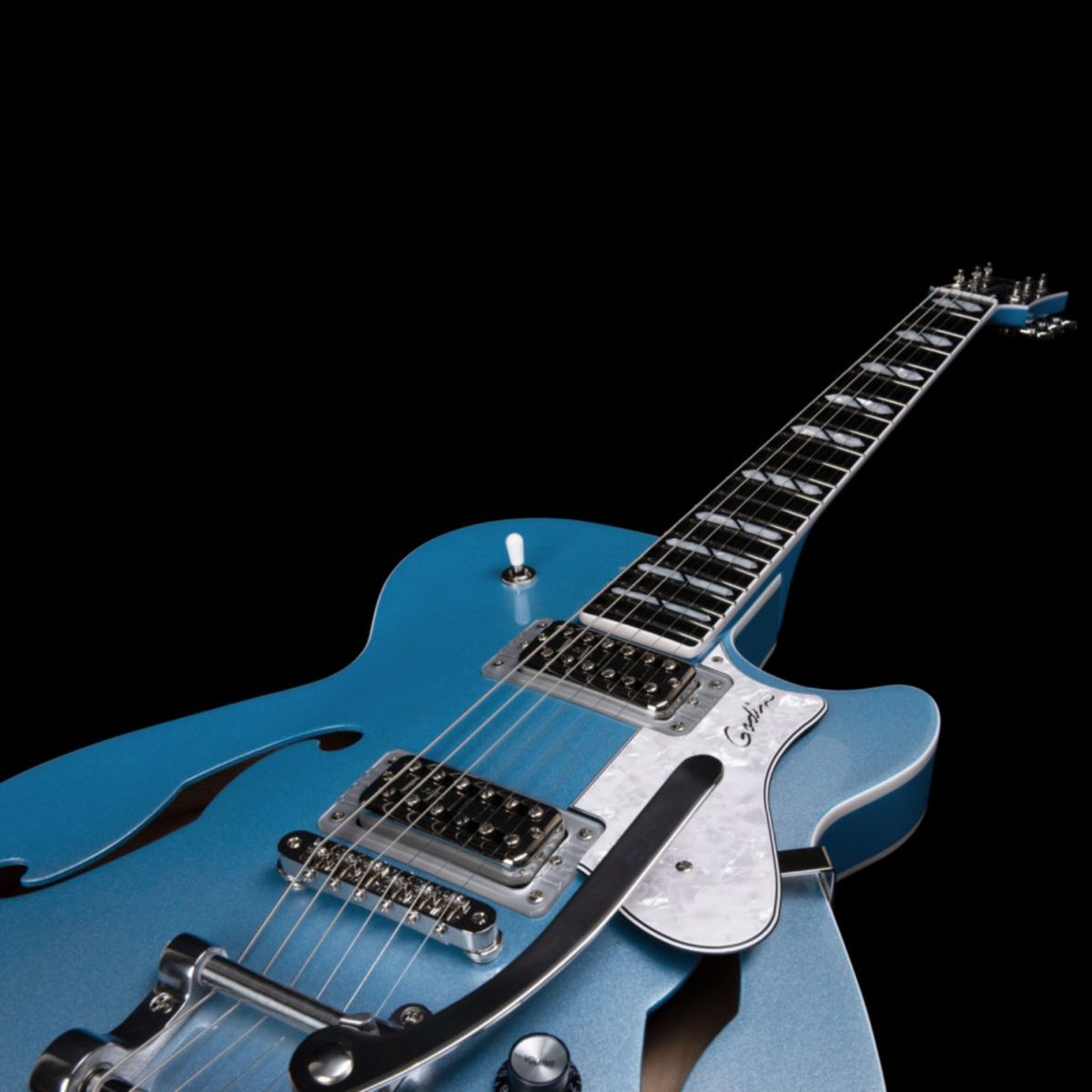 Montreal Premiere LTD Imperial Blue-neck