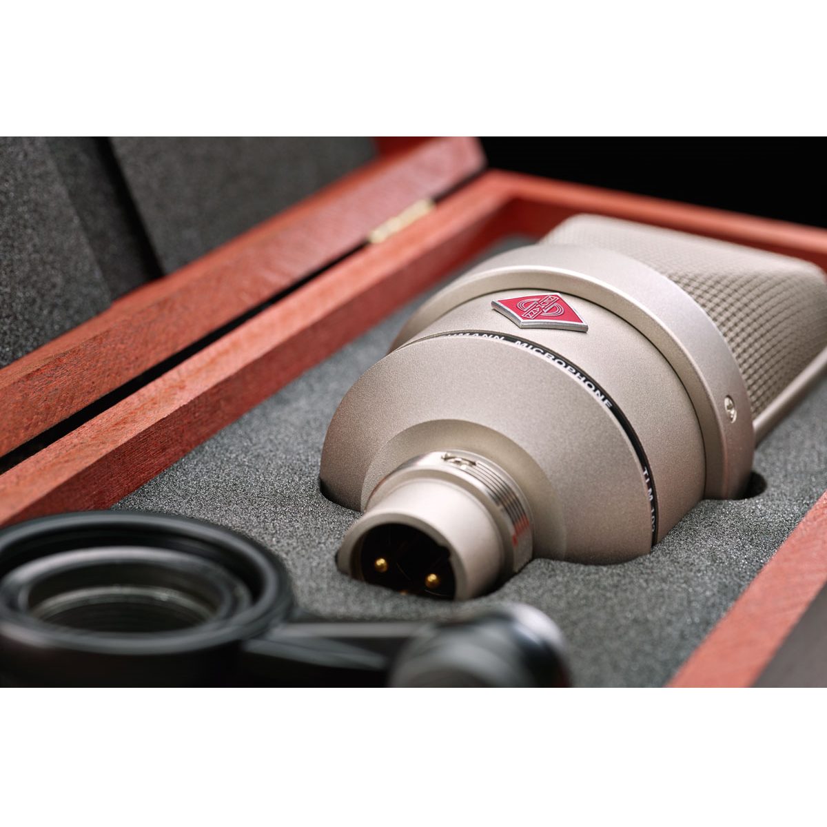 Neumann Studio Microphone TML103 Studio Set in box