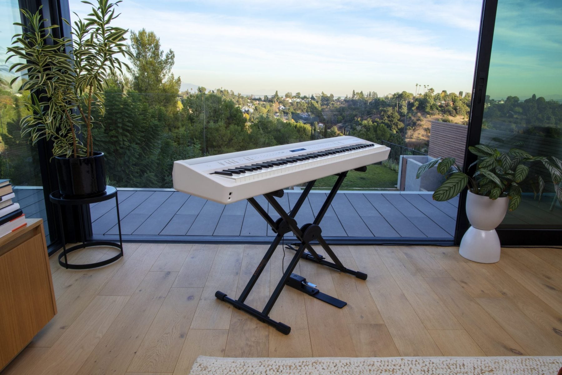 Roland FP90XWH on stand
