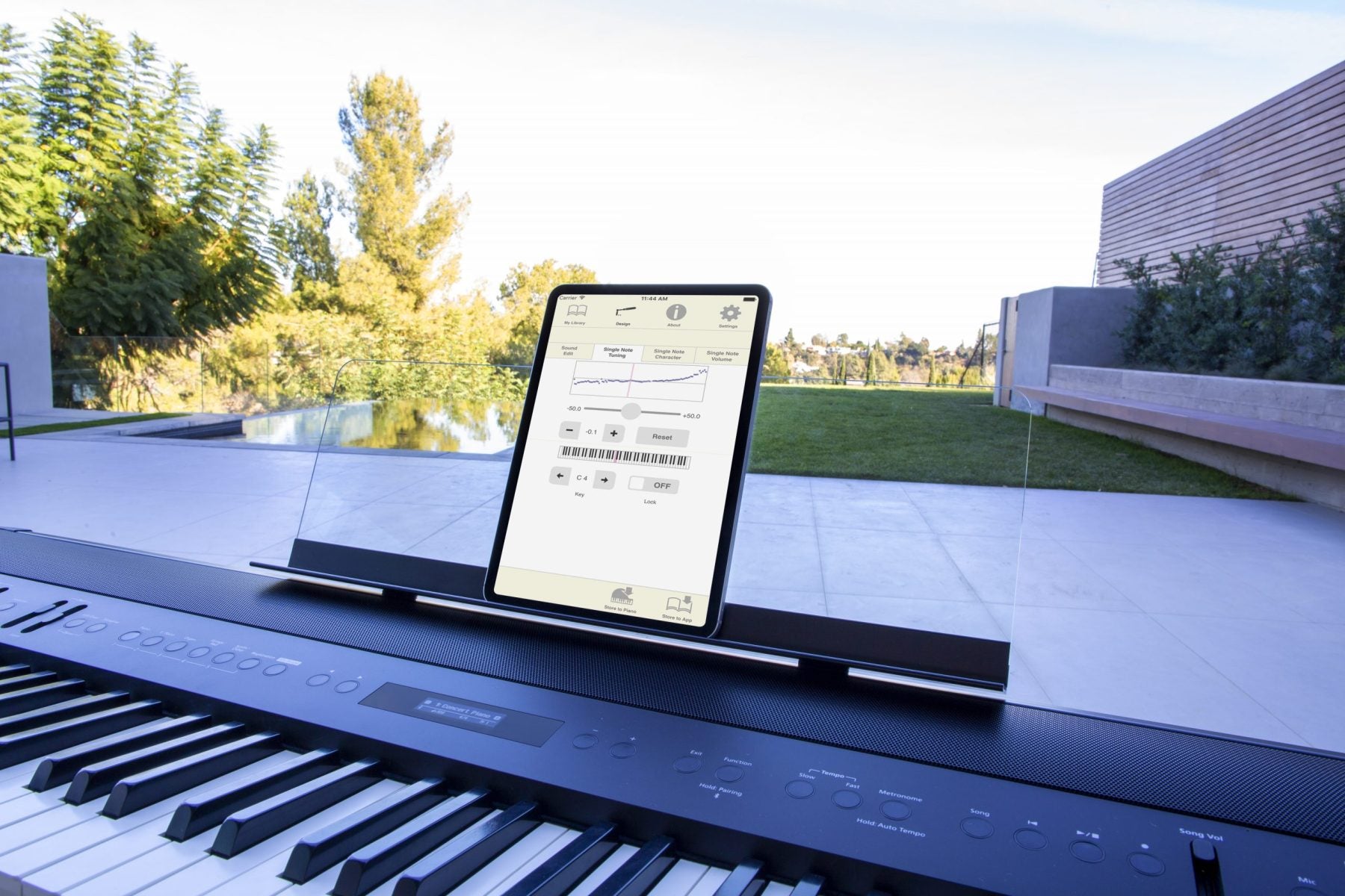 Roland FP90XBK ipad