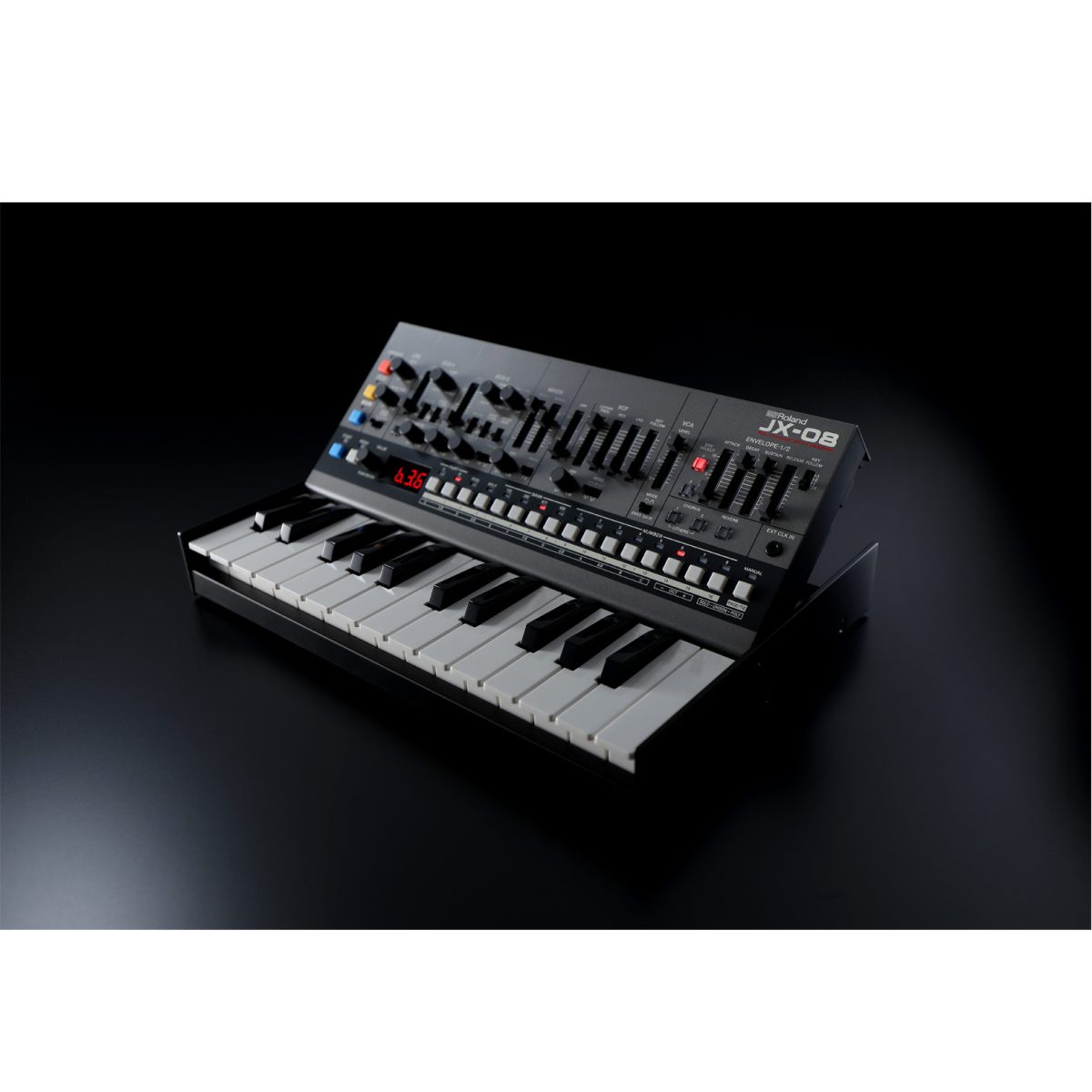 Roland JX-08 Sound Module with K25M live