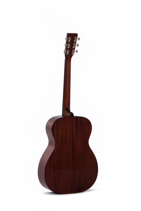 Sigma - Standard All Solid Series Acoustic Guitar, Polished Gloss with Aging Toner #S000M-18