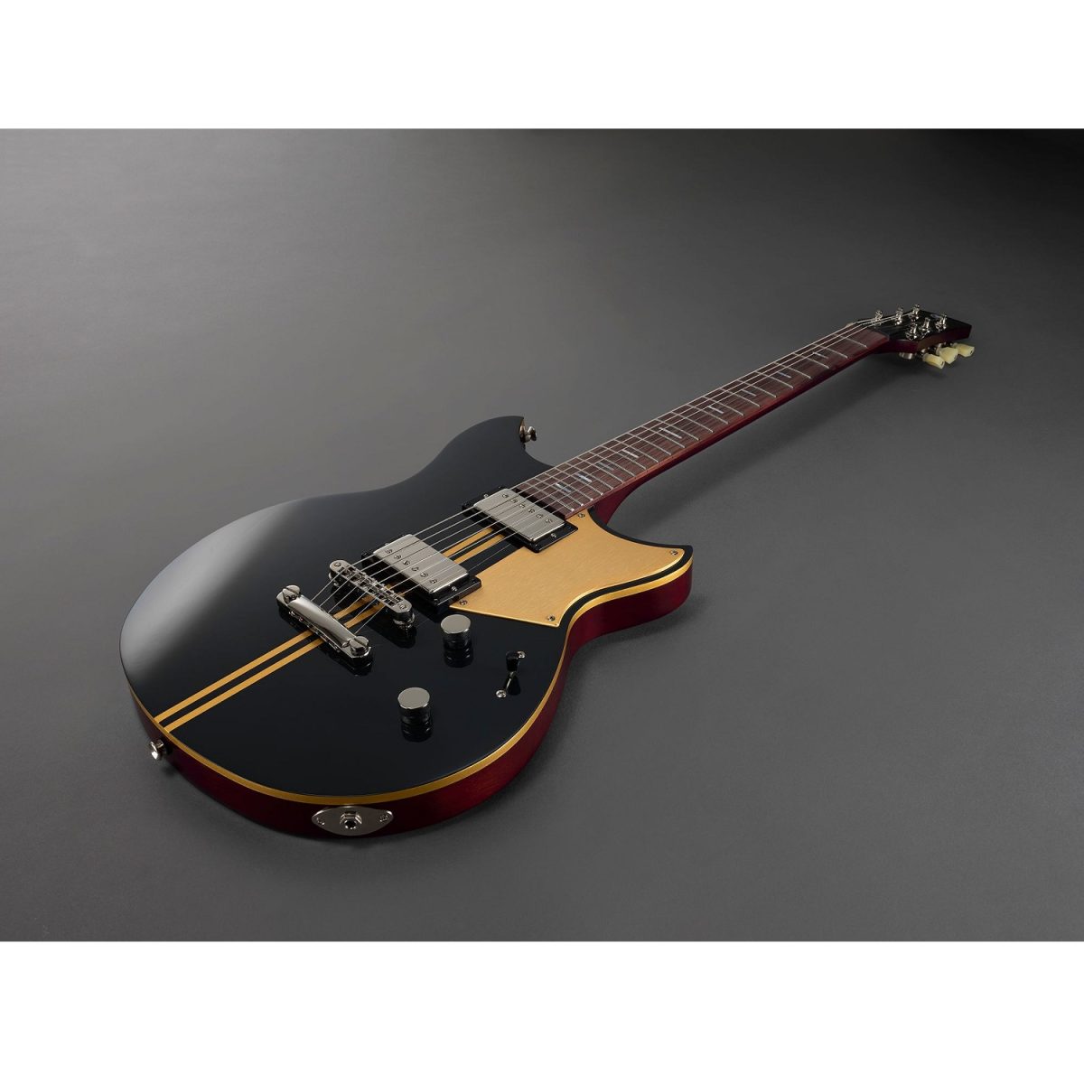 Yamaha - RSP20X Revstar Professional - Rusty Brass Charcoal Laying Shot