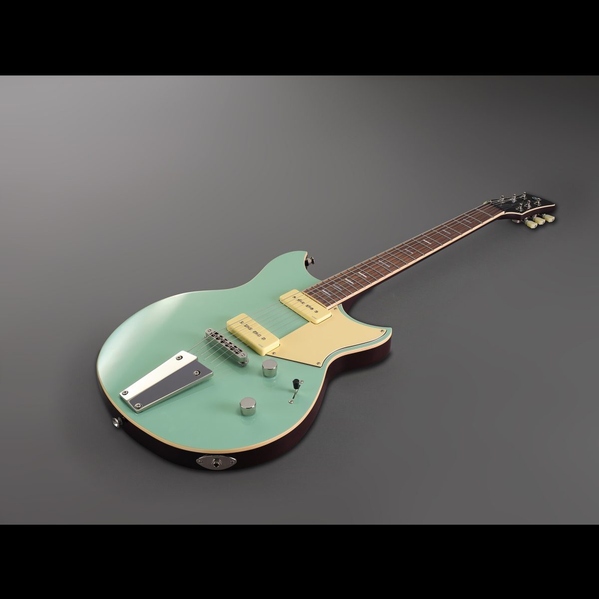 Yamaha - Revstar II Standard P90 - Sonic Blue #RSS02TSOB — 4