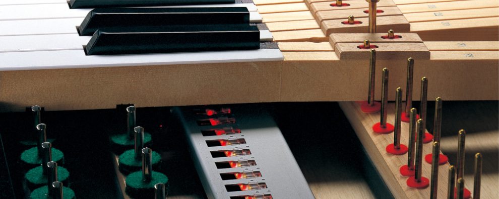 Yamaha - GB1KSC2 Piano à queue de la série silencieuse en ébène poli