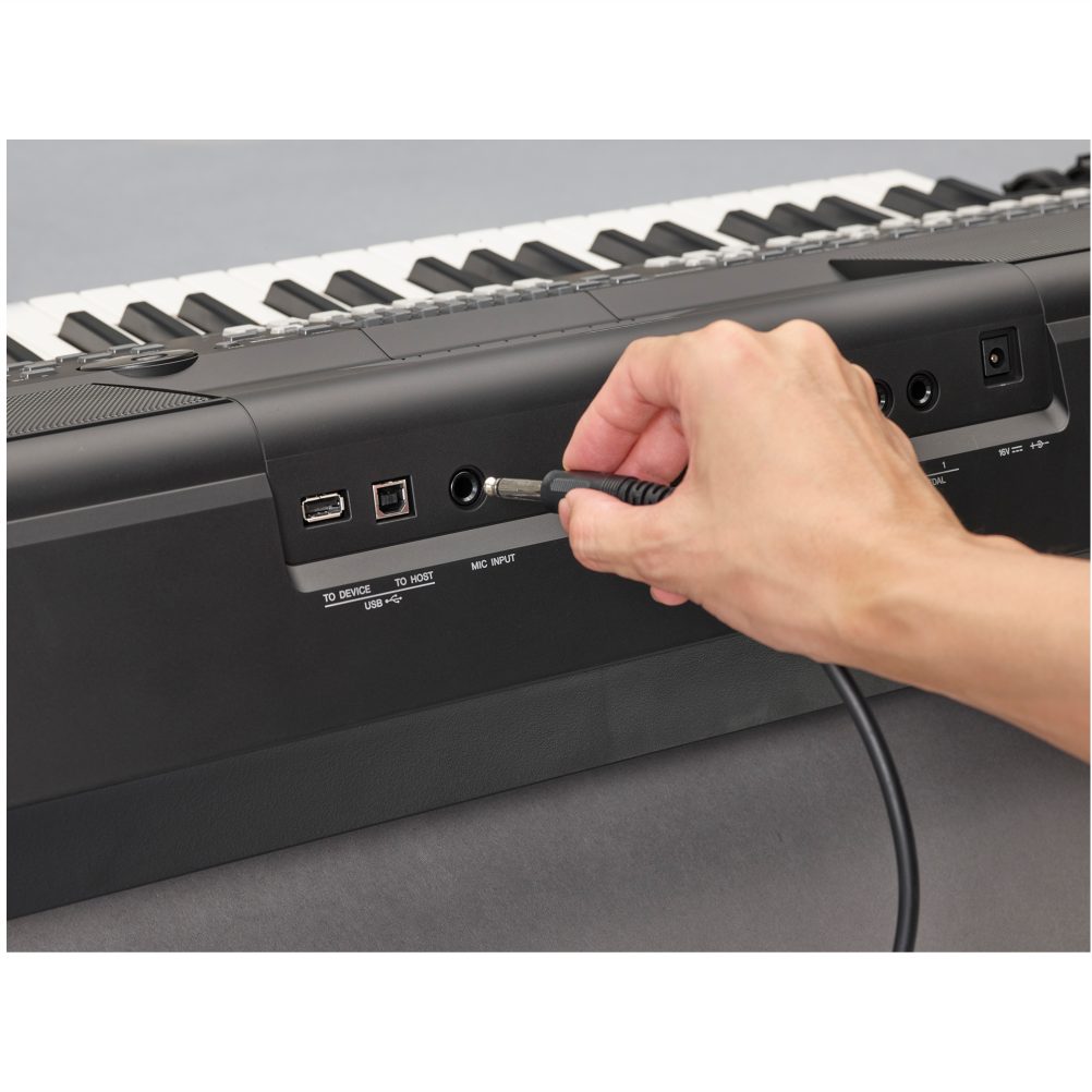 Yamaha PSR-SX600 - Arranger Keyboard