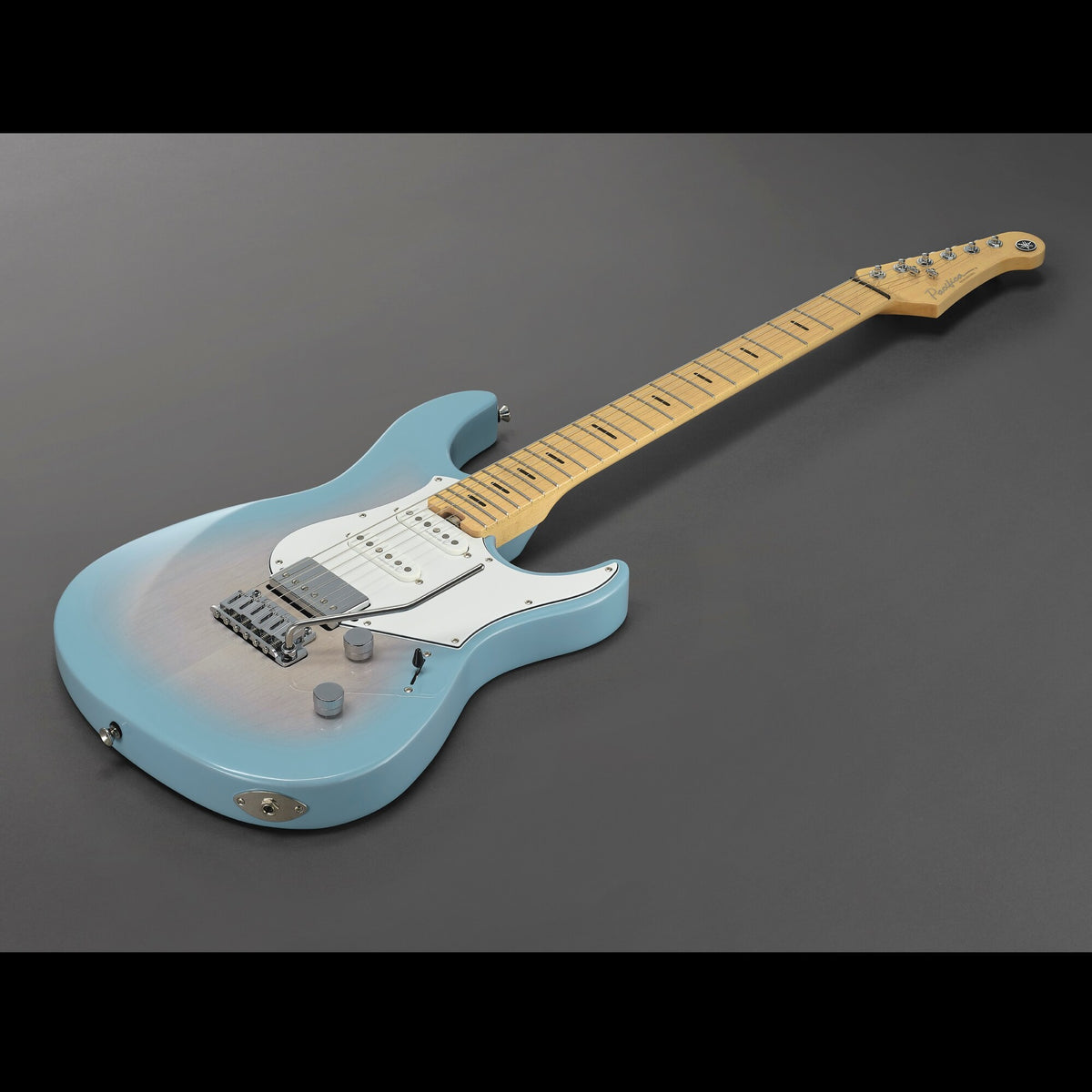 Yamaha - Pacifica Professional P12M Beach Blue Burst