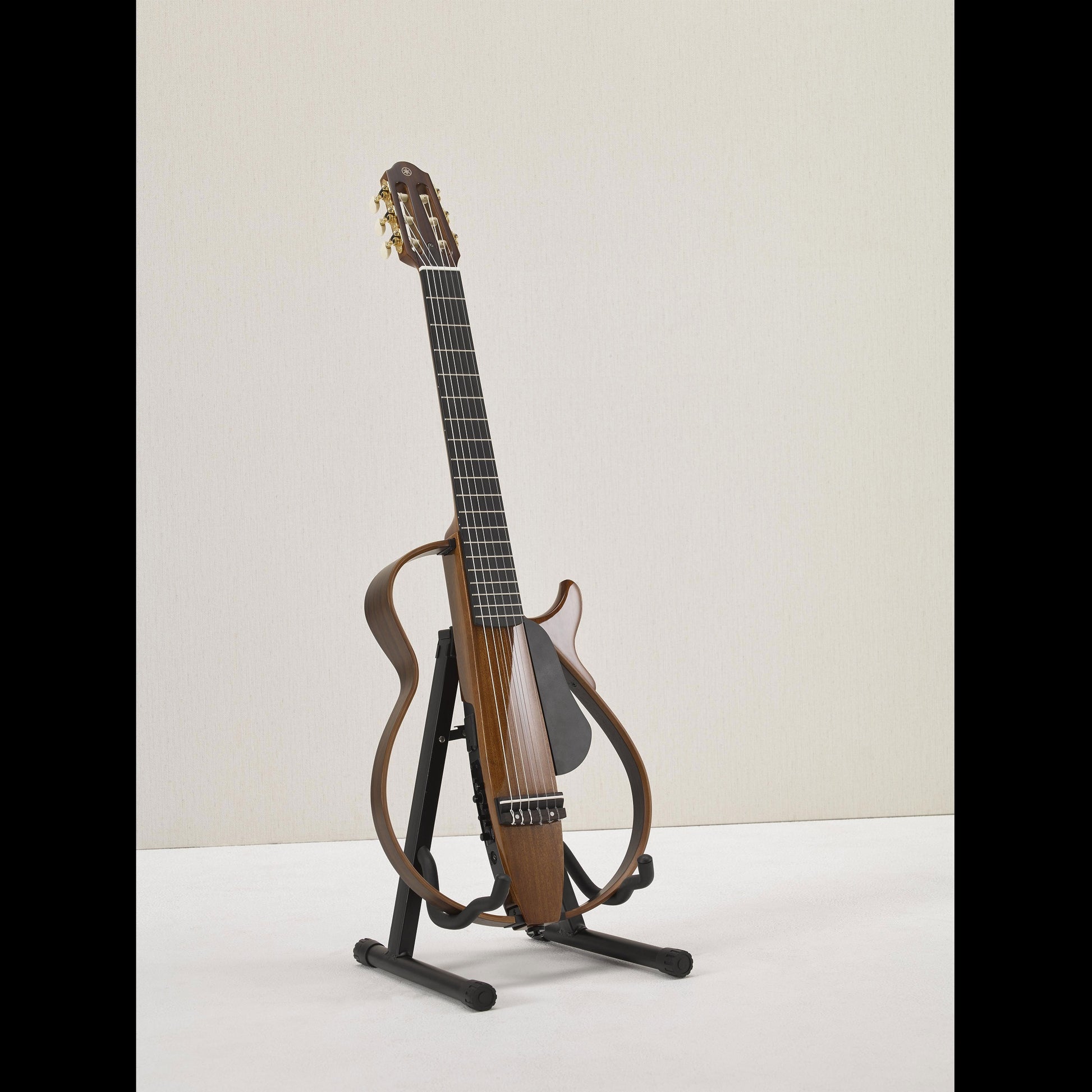 Yamaha - SLG200NW Natural Nylon Silent Guitar