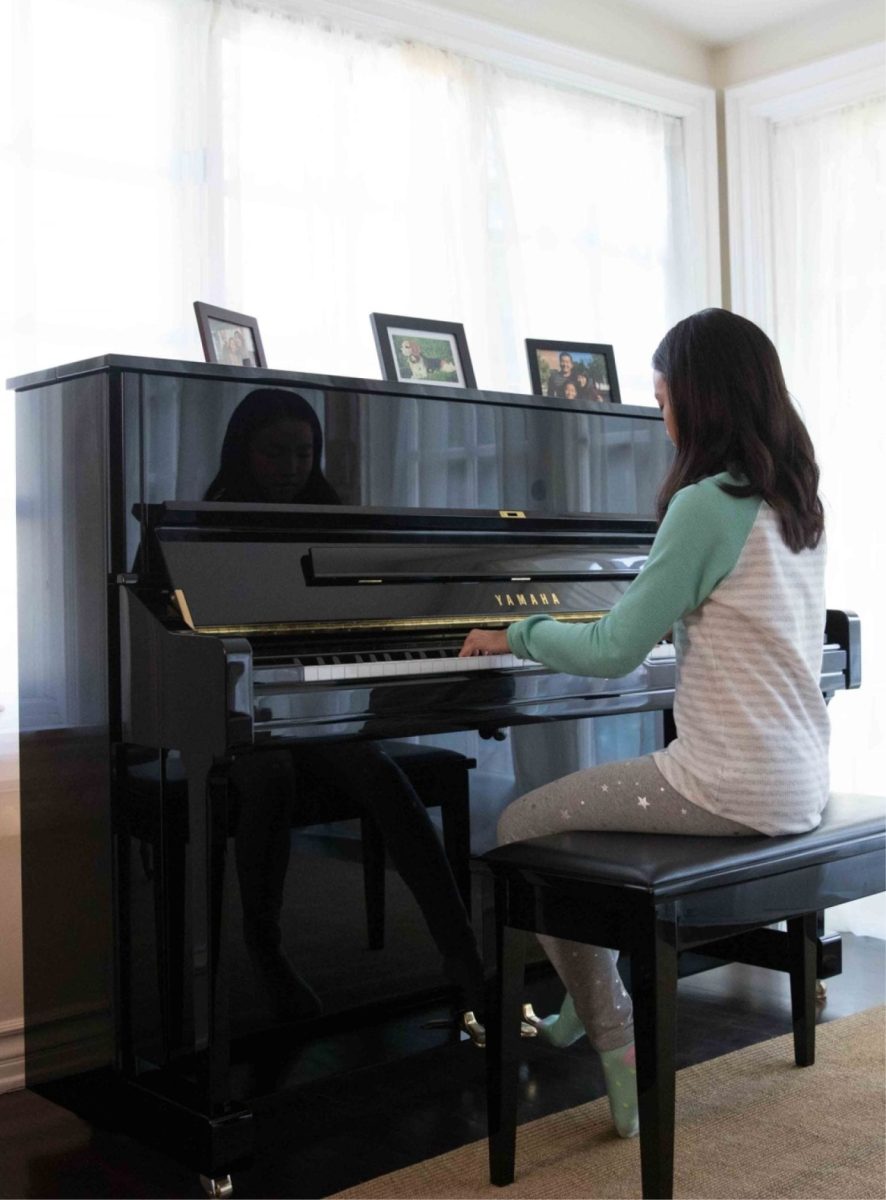 Yamaha U1PE girl